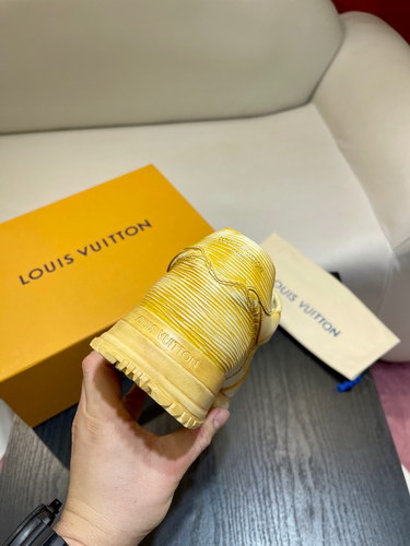 LV Shoes(AAA)-806