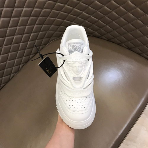 Versace Shoes(AAA)-186