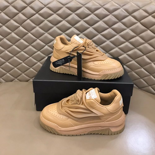 Versace Shoes(AAA)-187