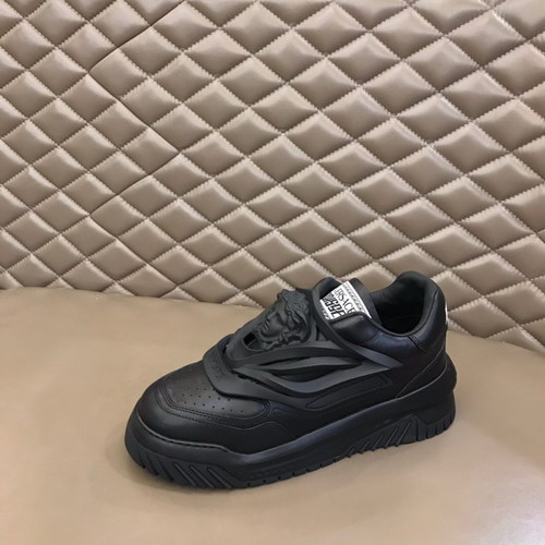 Versace Shoes(AAA)-188