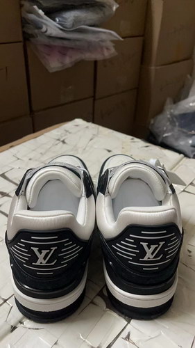 LV Shoes(AAAA)-870