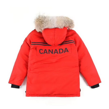 Can*a Go*e coat-208