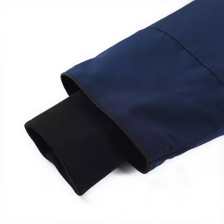 Can*a Go*e coat-209
