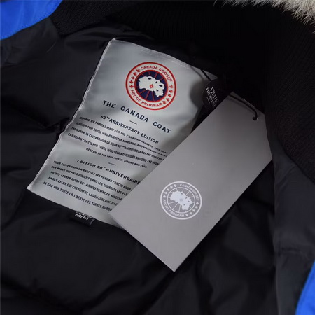 Can*a Go*e coat-210