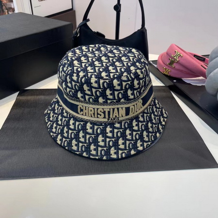 D*or cap-011