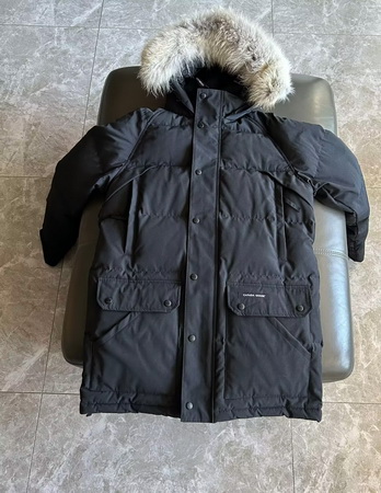 Can*a Go*e coat (black)-221