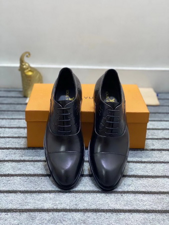 LV Shoes(AAA)-829