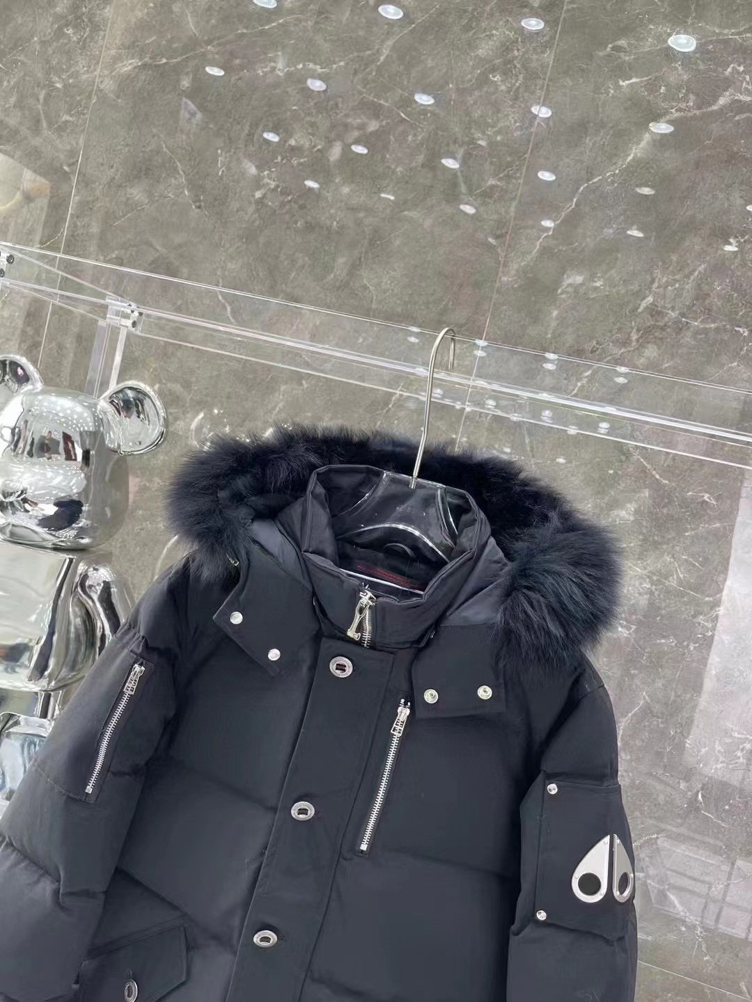 Moose Knuckles Coat-001