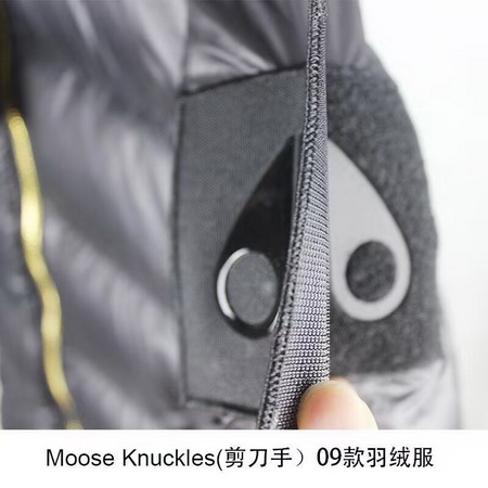 Moose Knuckles Coat-007