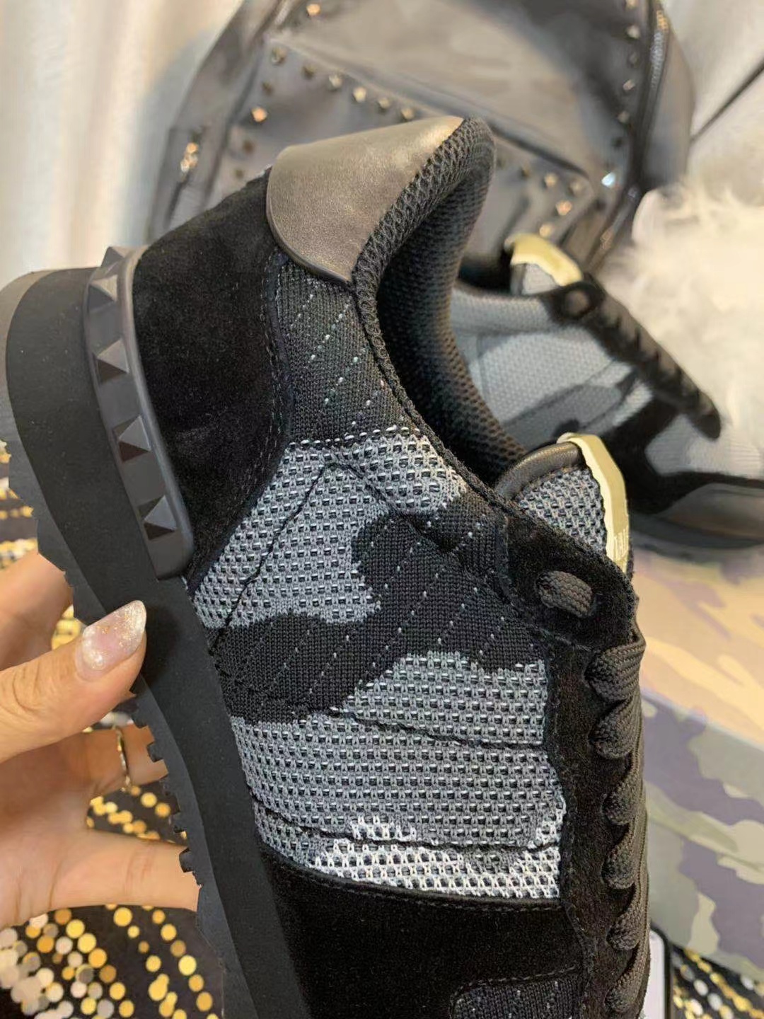 Valentino Shoes(AAA)-211