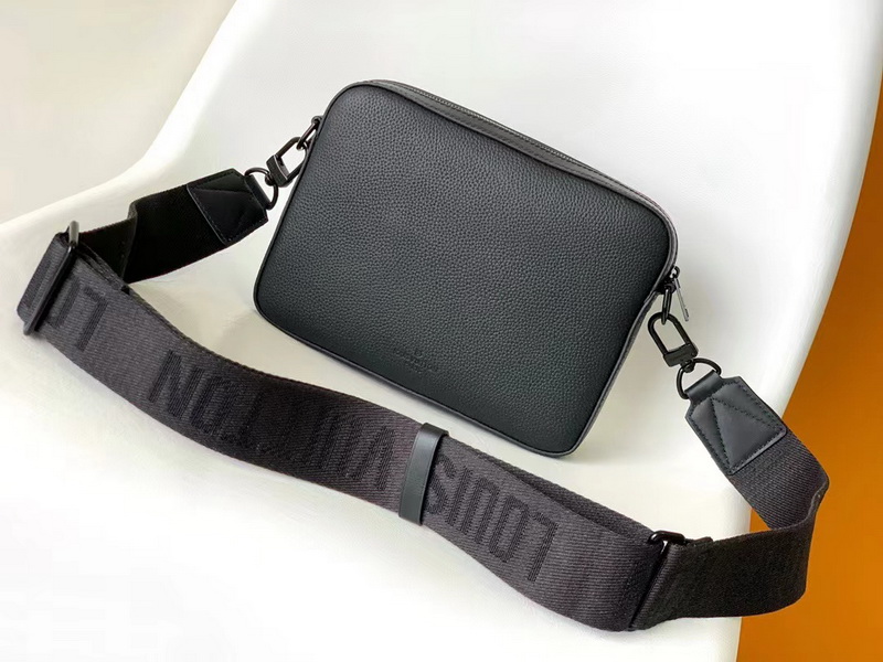 LV Handbags AAA(Men)-126
