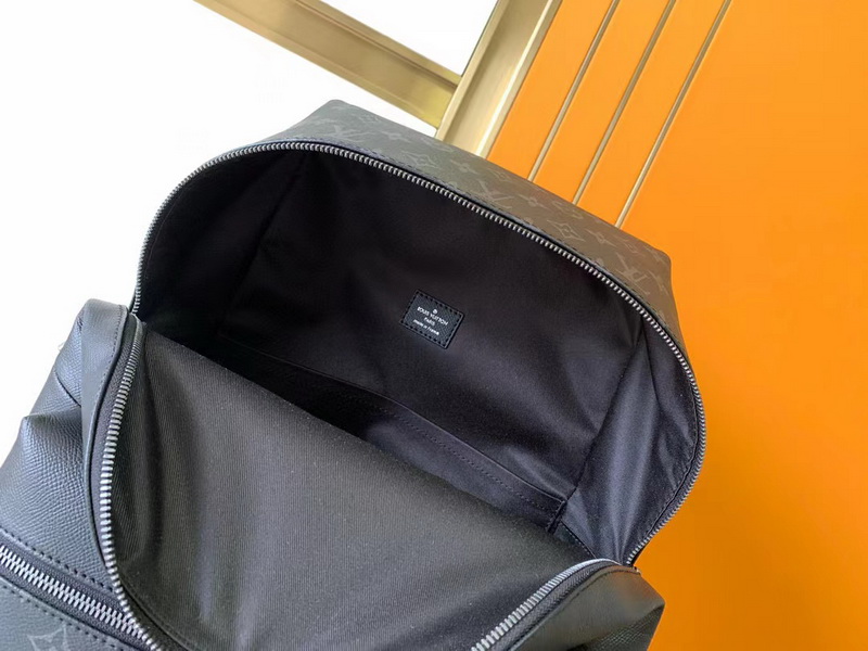 LV Backpack(AAAA)-090