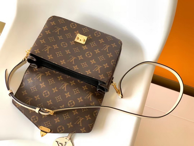LV Handbags AAA(Women)-142