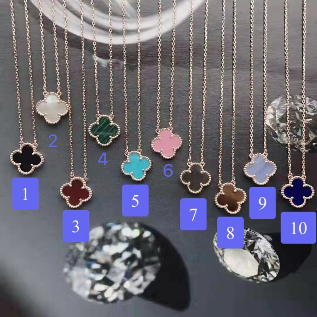 V*n Cl**f & Ar**ls necklace-005