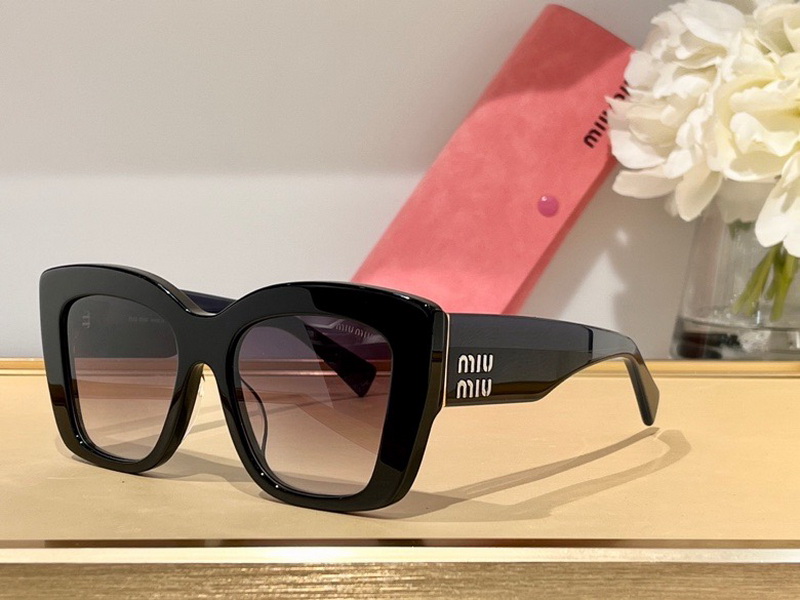 M*um*u-1081