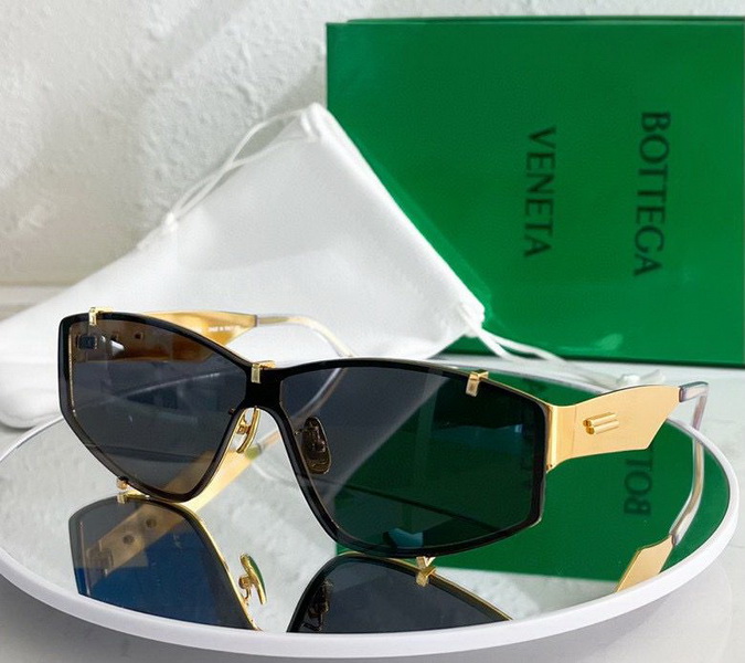 bo*te*ga Ve*ne*ta sunglasses(aaaa)-374