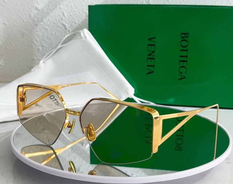 bo*te*ga Ve*ne*ta sunglasses(aaaa)-367