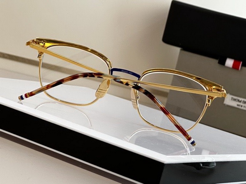 Thom Browne Sunglasses(AAAA)-005