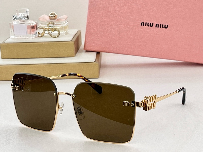 M*um*u-404