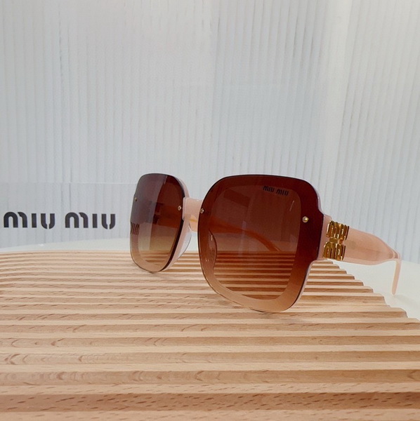 M*um*u-389