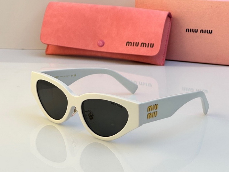M*um*u-232