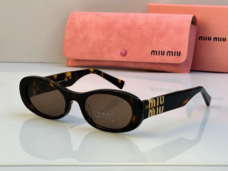 M*um*u-206