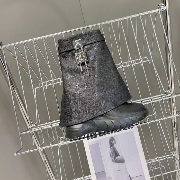 Givenchy boots-005
