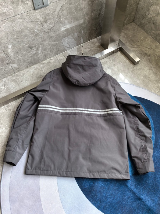 Can*a Go*e jacket-005