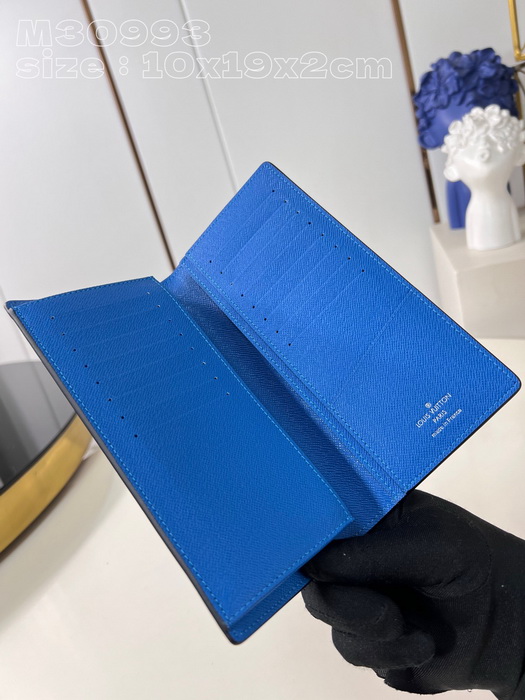 LV Wallets AAA(Men)-046