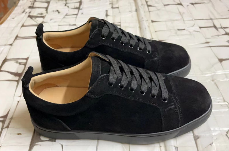 CL Men Shoes-557