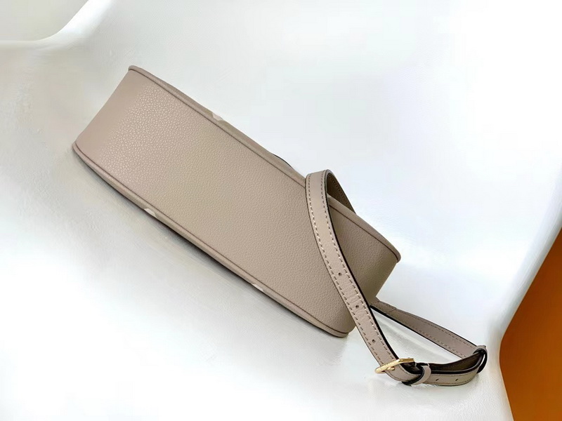 LV Handbags AAA(Women)-218