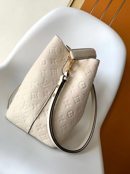 LV Handbags AAA(Women)-225