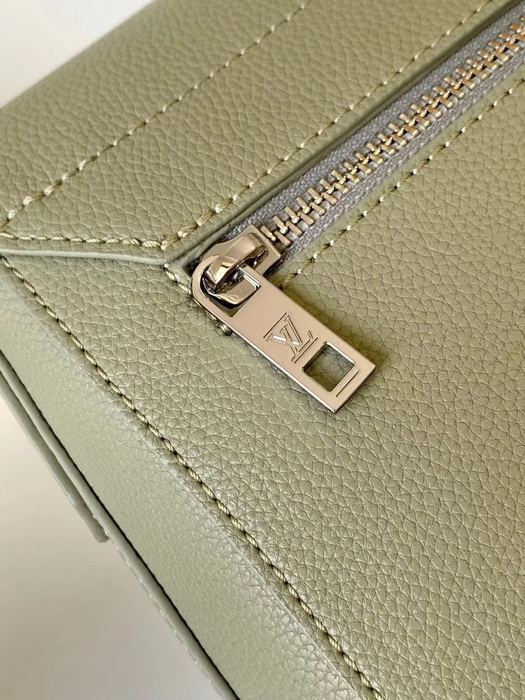 LV Handbags AAAA(Men)-141