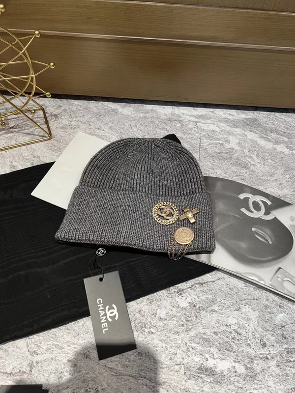 Ch*el beanies-048