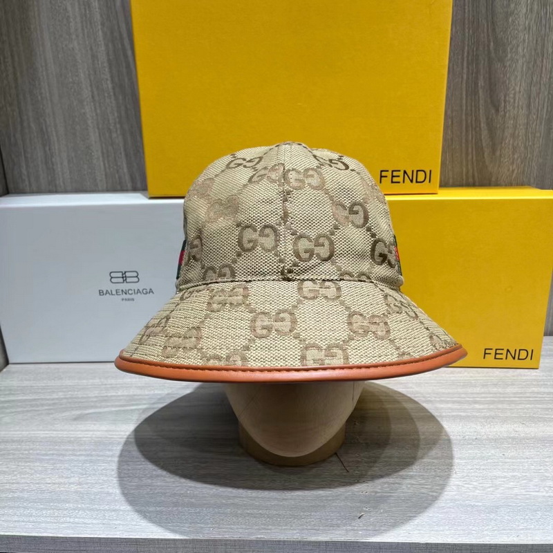 G*u*i cap-394