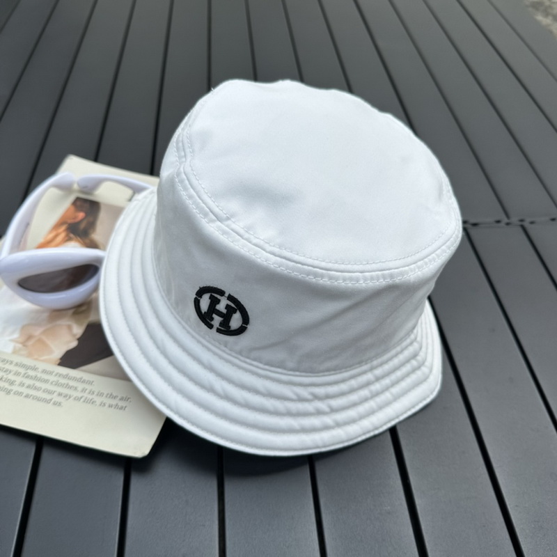 H**mes cap-004