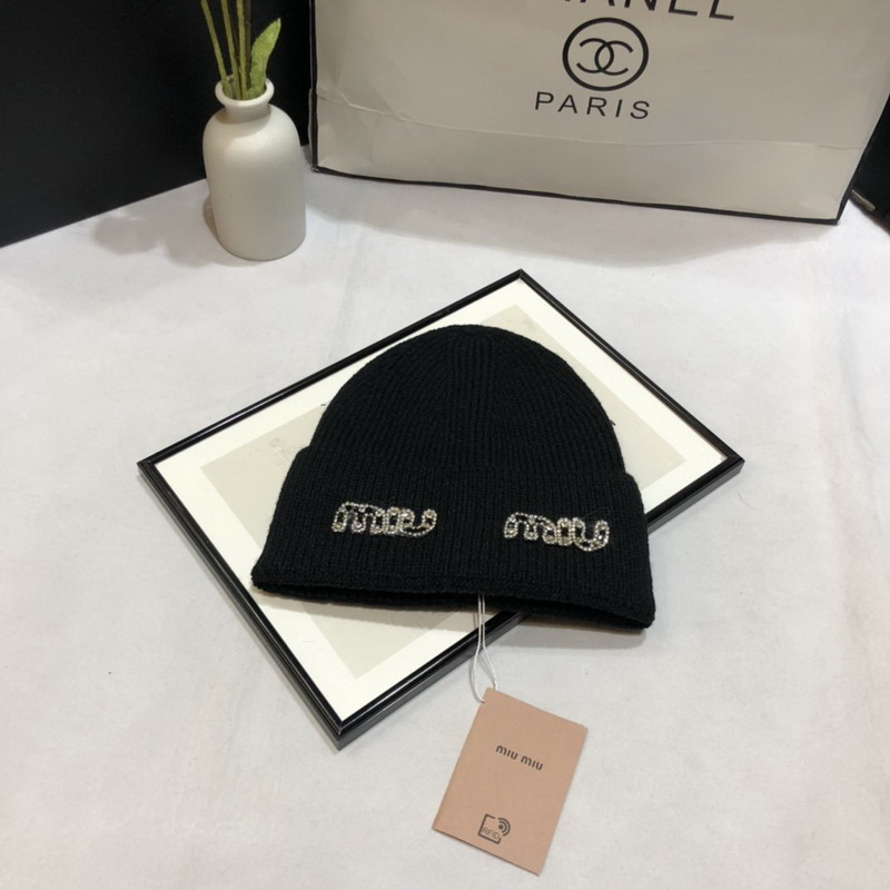 M*um*u beanies-042