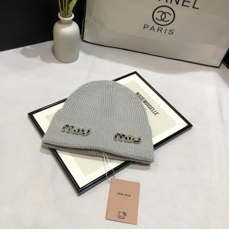 M*um*u beanies-045