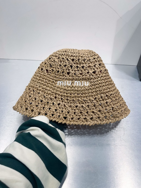 M*um*u beanies-050