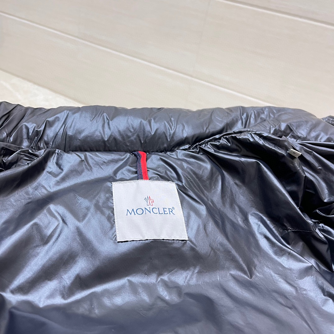 Moncler Coat(Women)-019