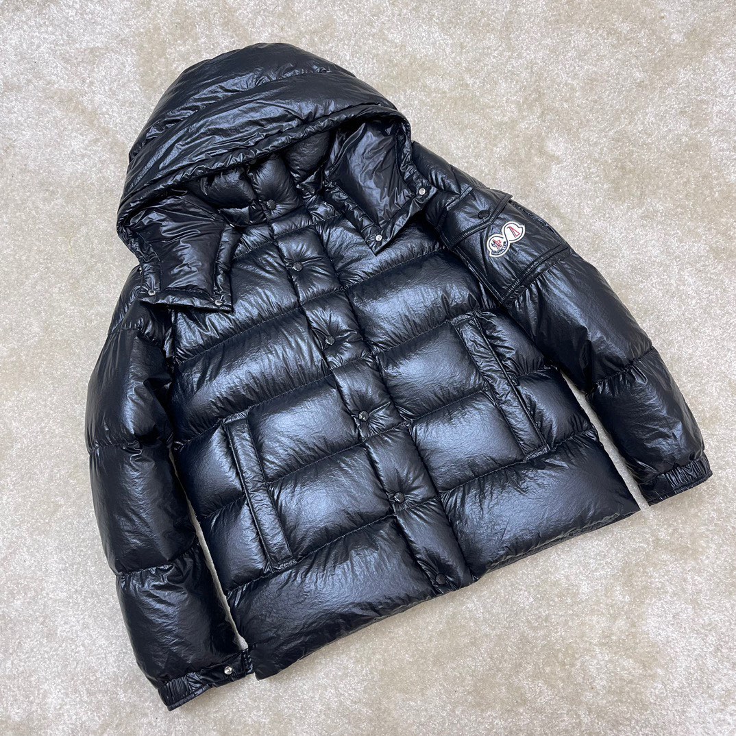 Moncler Coat-143