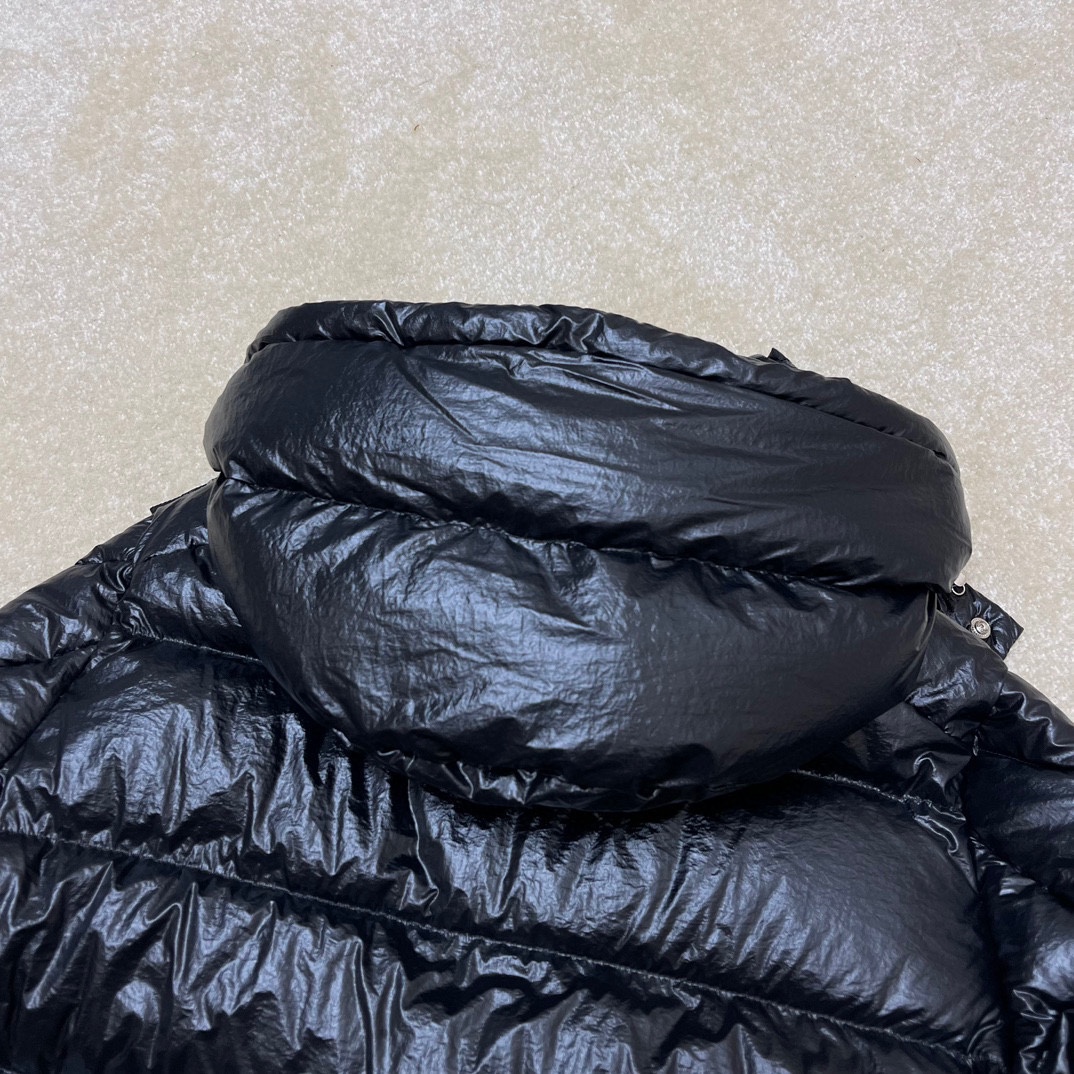 Moncler Coat-143
