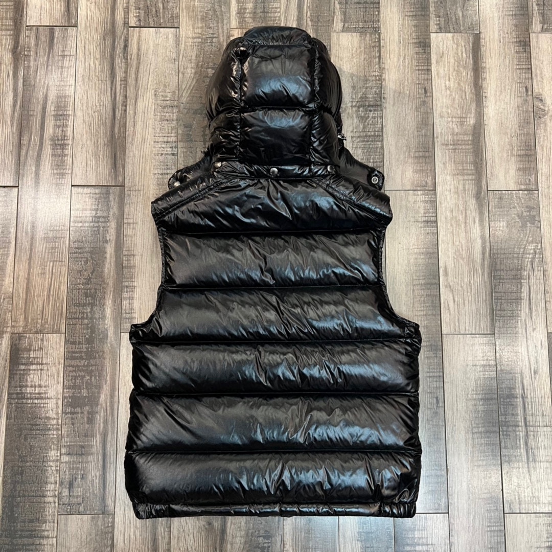 Moncler Vest Coat-028