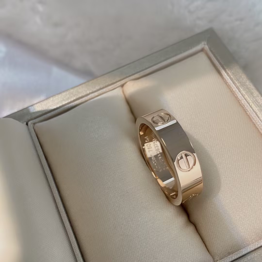 Ca*t*er ring-001