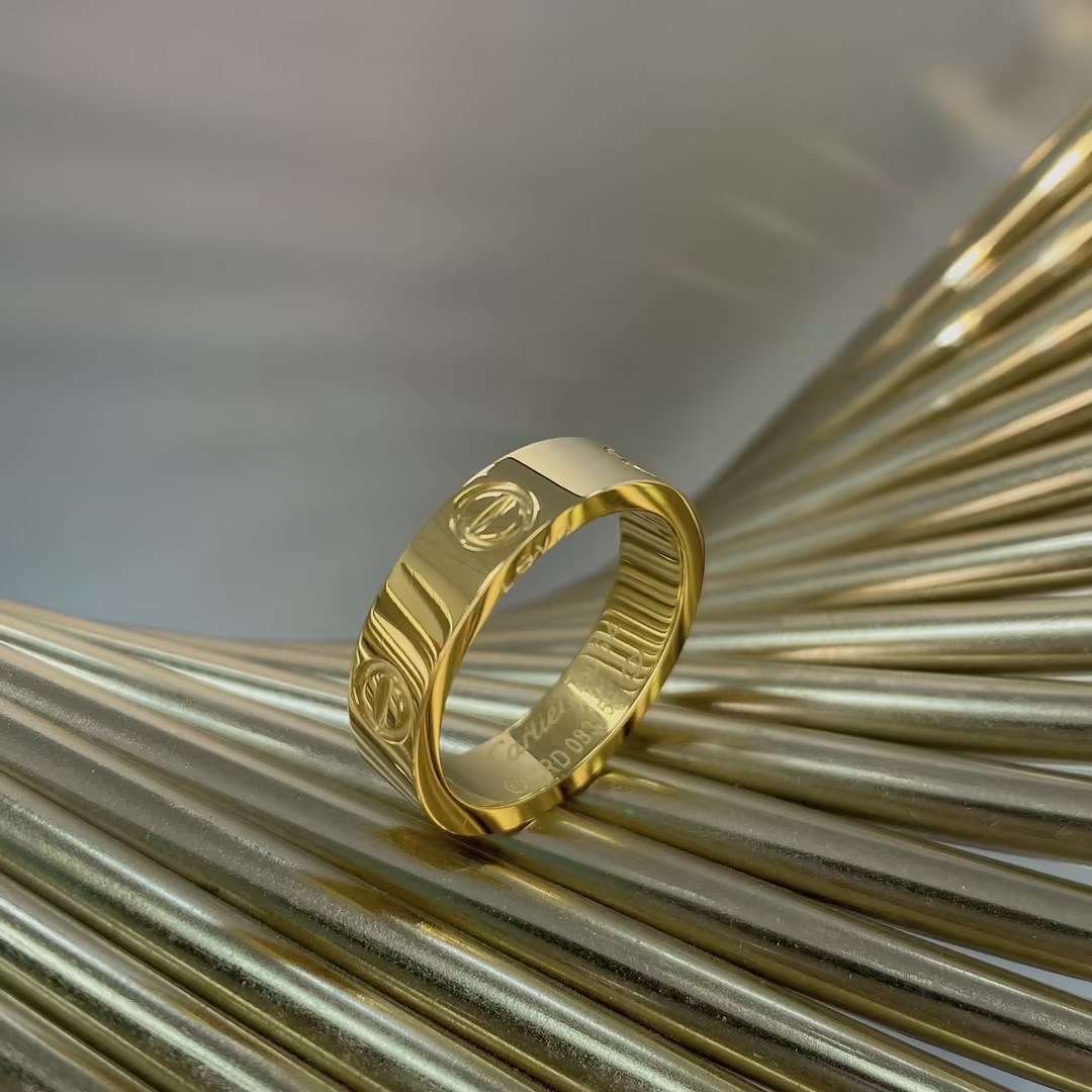Ca*t*er ring-001