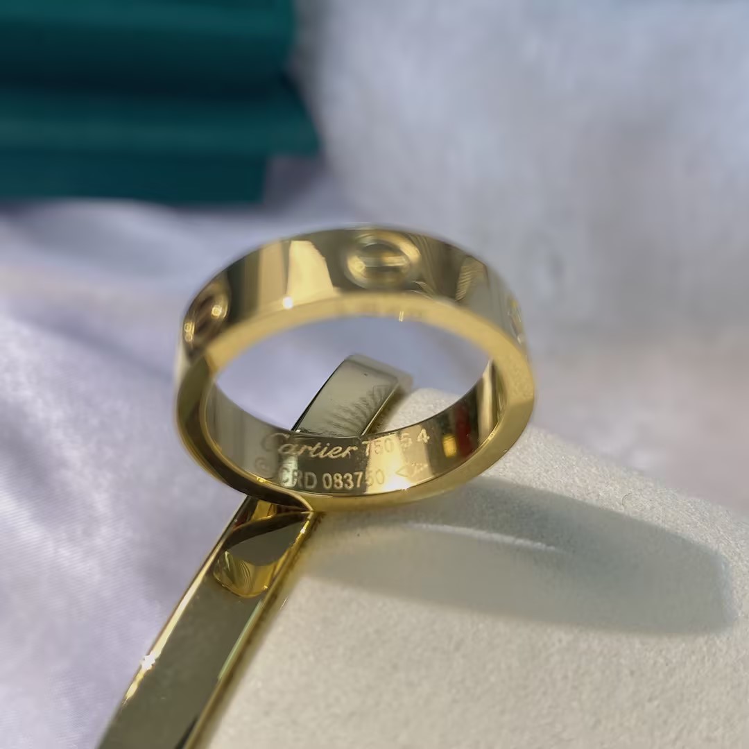 Ca*t*er ring-001