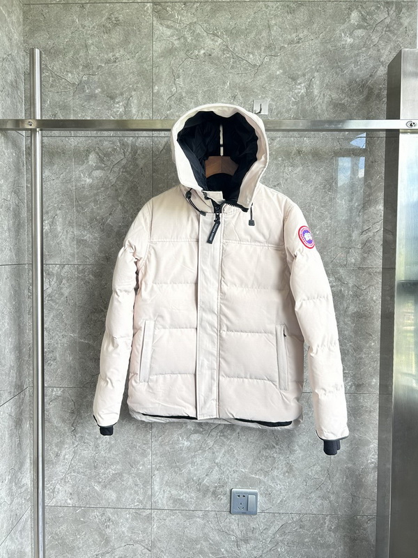 Can*a Go*e coat-234