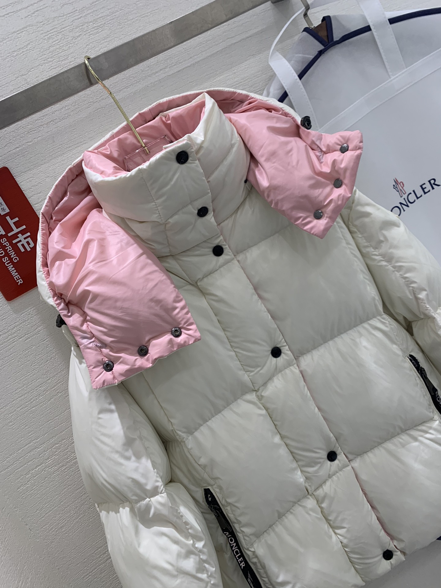 Moncler Coat(Women)-089
