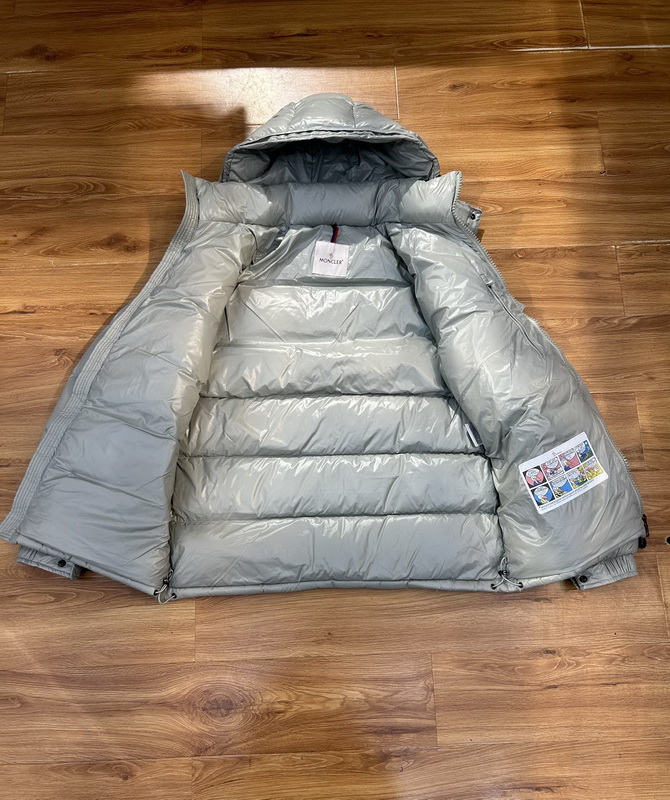 Moncler Coat-202