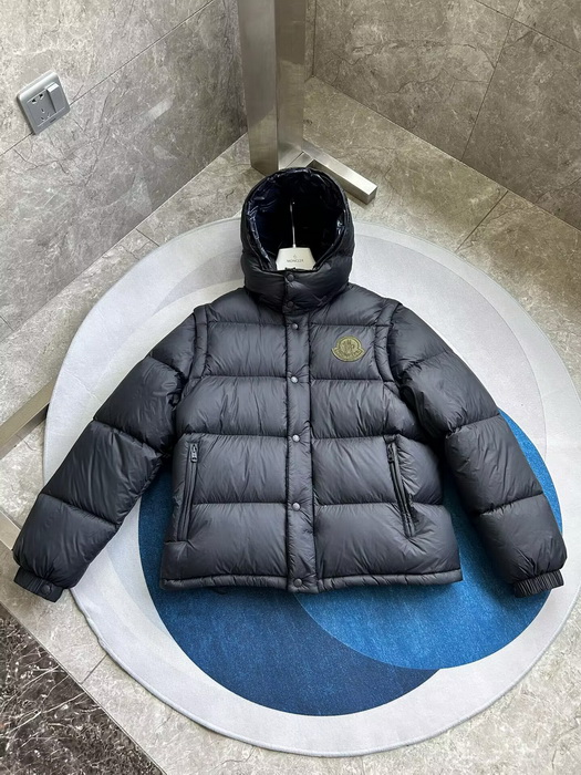 Moncler Coat-250